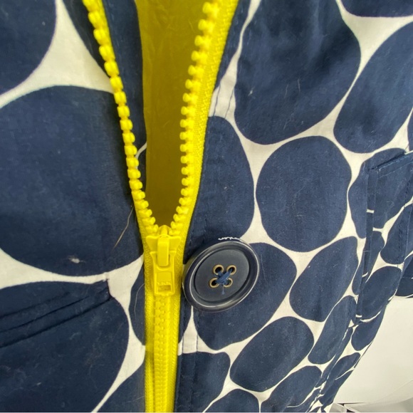 Boden Rainy Day Mac Sz 2 Navy White Yellow Polka Dot Jacket - Picture 8 of 12